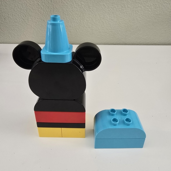 Lego Duplo -My First Mickey Build - Picture 5 of 6